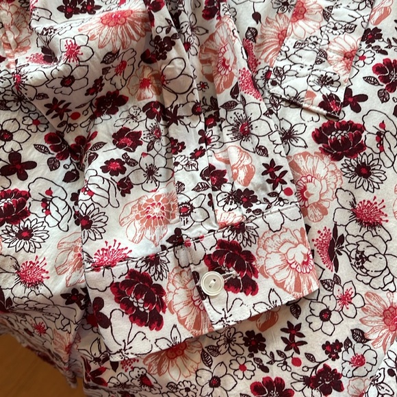 Ann Taylor pullover blouse - Picture 5 of 8